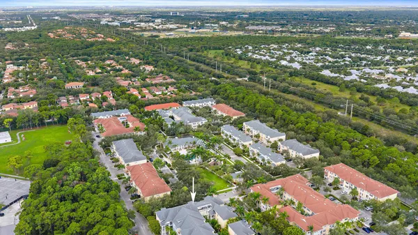 $325,000 | 225 Murcia Drive, Unit 109, Jupiter, FL 33458