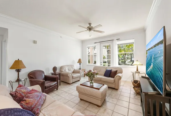 $320,000 | 225 Murcia Drive, Unit 109, Jupiter, FL 33458