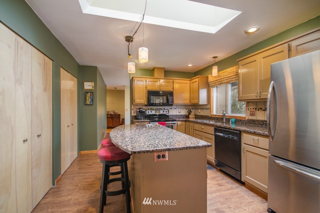 7215 F F & S Grade Road Sedro-Woolley, WA 98284 - Photo 8 of 25 Gallery Image 8