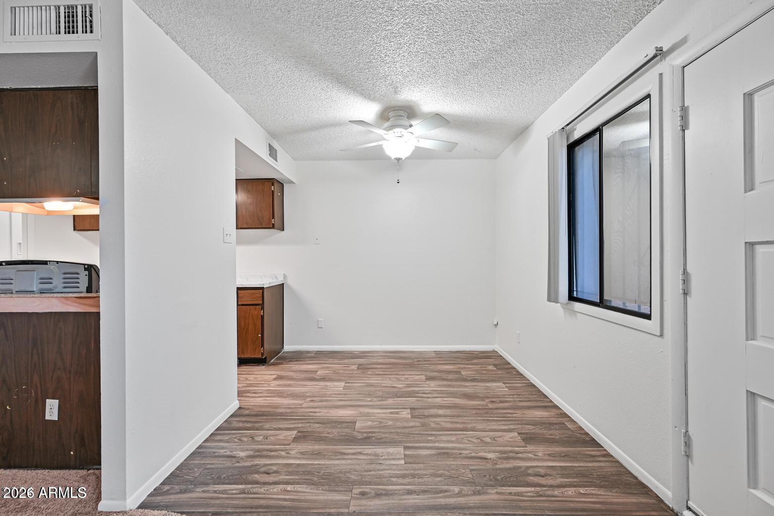 3959 West Palomino Road Phoenix, AZ 85019 - Photo 7 of 15