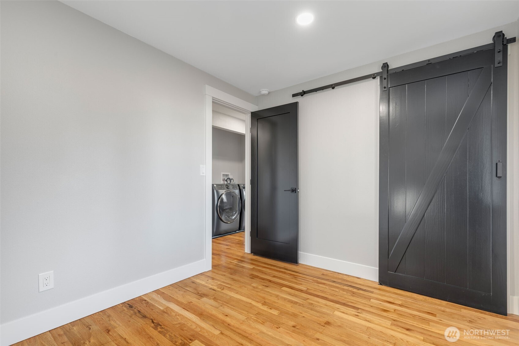 655 Union Avenue Northeast Renton, WA 98059 - Photo 14 of 28