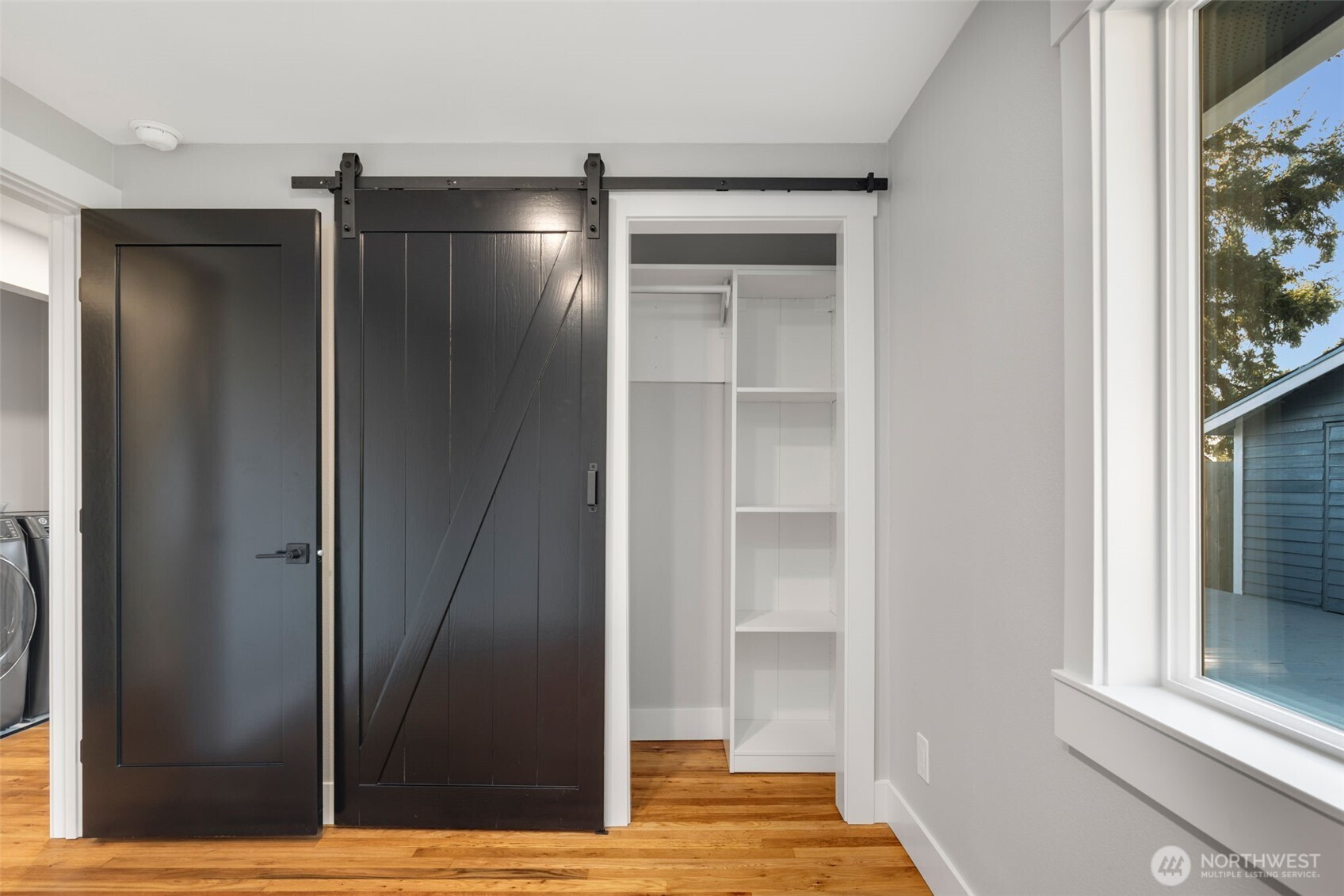 655 Union Avenue Northeast Renton, WA 98059 - Photo 15 of 28