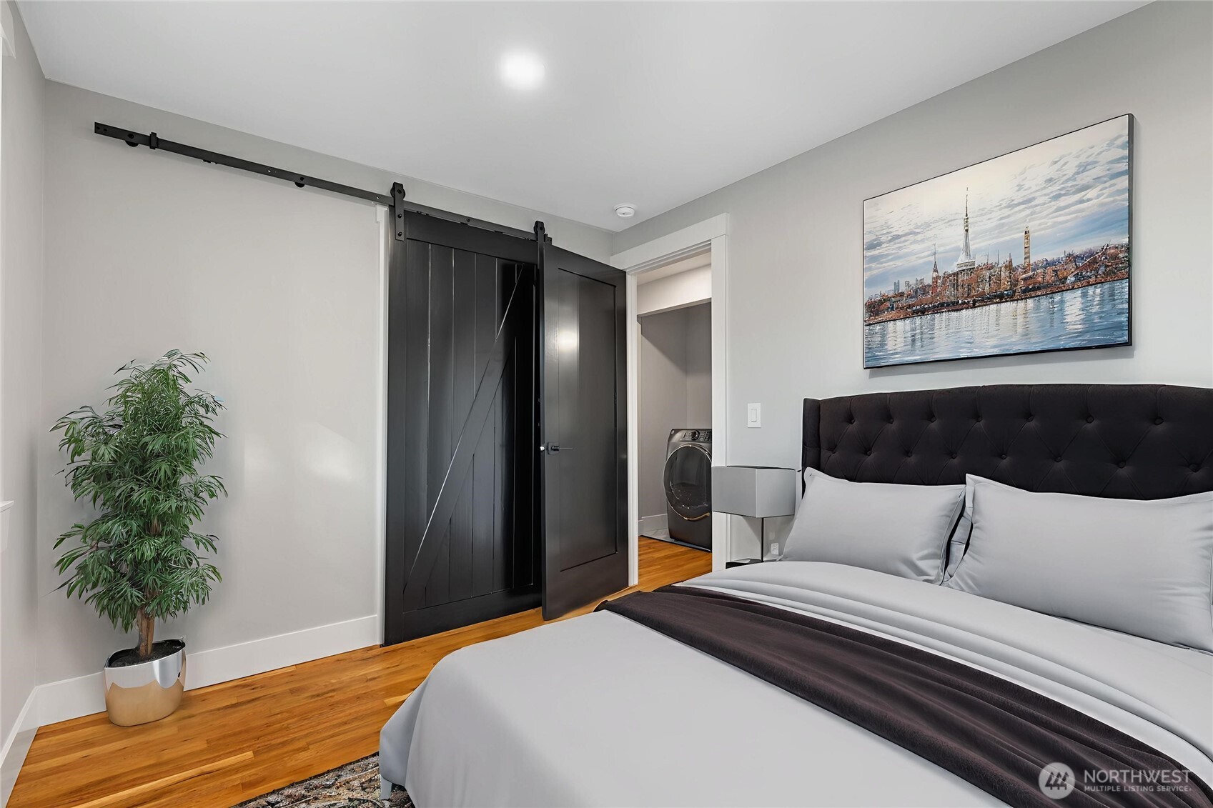 655 Union Avenue Northeast Renton, WA 98059 - Photo 17 of 28