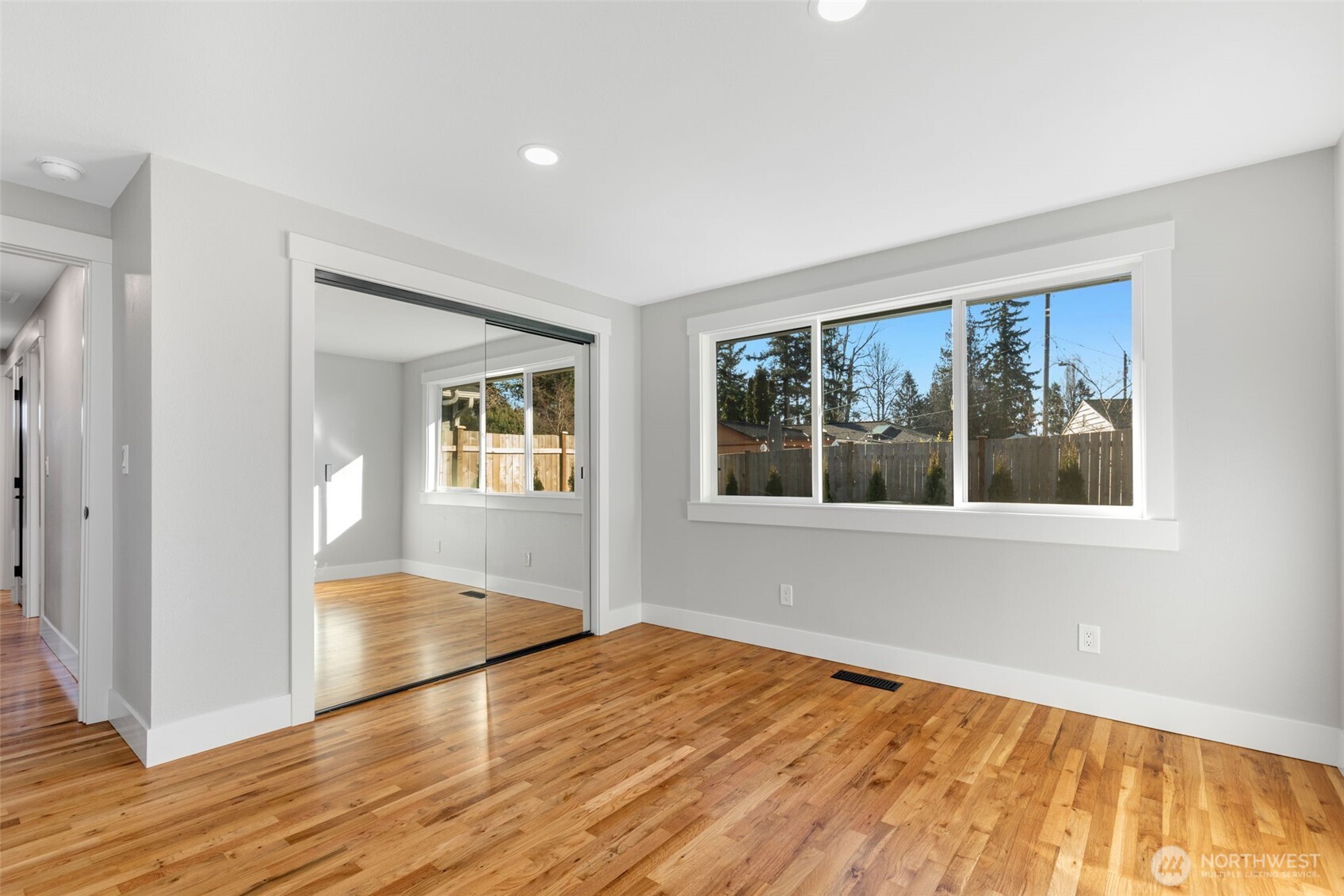 655 Union Avenue Northeast Renton, WA 98059 - Photo 9 of 28