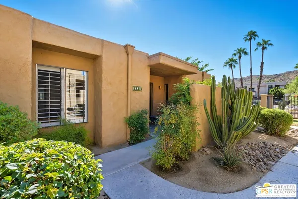 $524,000 | 4881 South Winners Circle, Unit E, Palm Springs, CA 92264