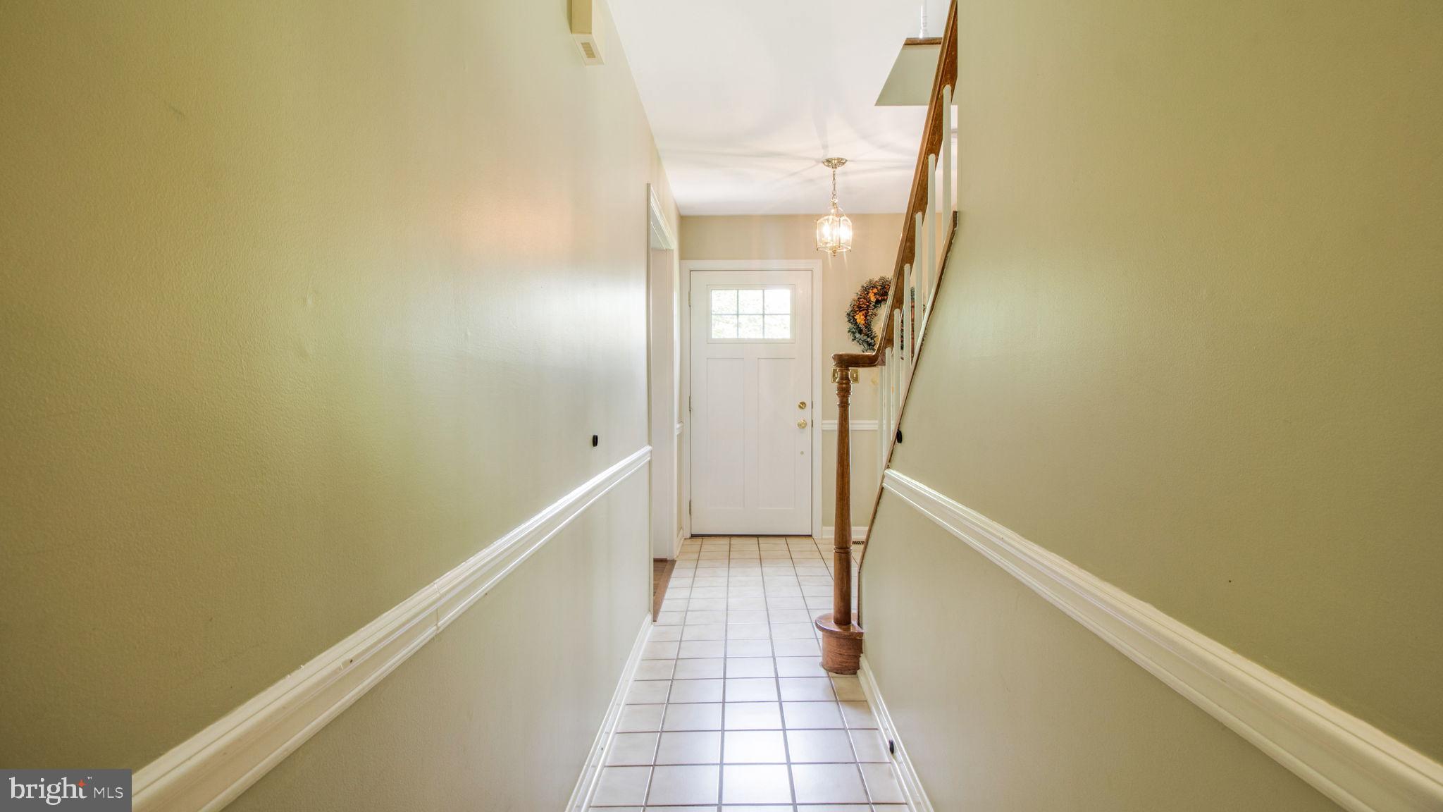 495 Tulip Road Annapolis, MD 21403 - Photo 5 of 76 Hallway
