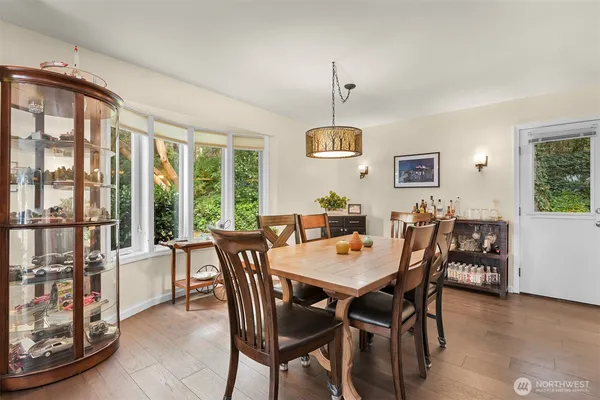 $899,900 | 1348 Chuckanut Mountain Drive, Bellingham, WA 98229