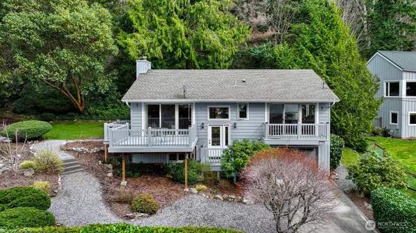 $899,900 | 1348 Chuckanut Mountain Drive, Bellingham, WA 98229