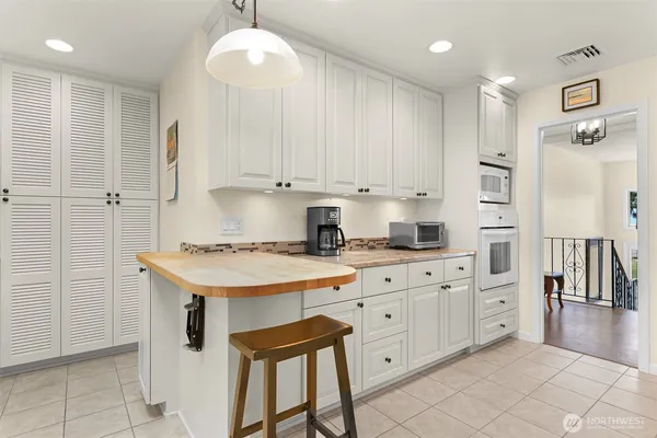 $899,900 | 1348 Chuckanut Mountain Drive, Bellingham, WA 98229