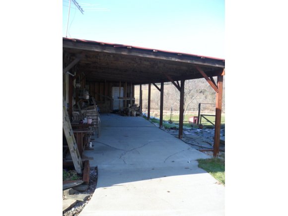 245 Flint Road Binghamton, NY 13905 - Photo 4 of 9 Gallery Image 4