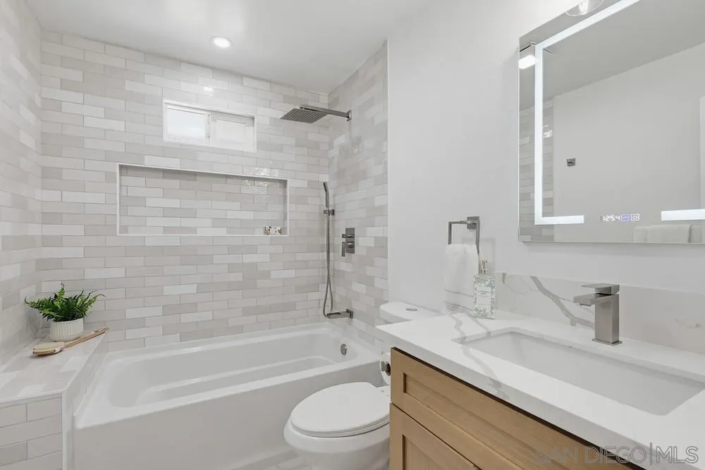 12804 Carriage Road Poway, CA 92064 - Photo 18 of 46