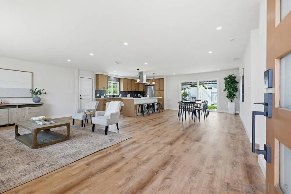 12804 Carriage Road Poway, CA 92064 - Photo 4 of 46