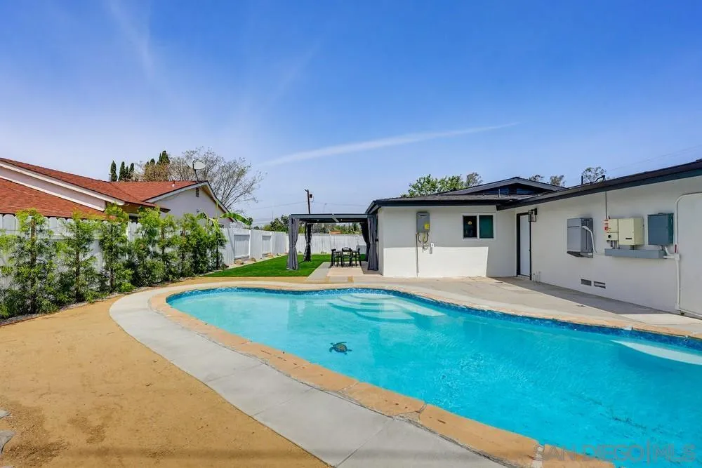 12804 Carriage Road Poway, CA 92064 - Photo 43 of 46