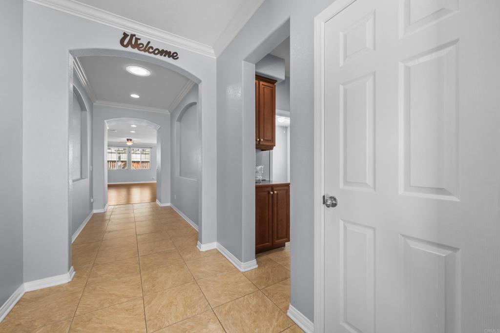 40296 Pasadena Drive Temecula, CA 92591 - Photo 5 of 36