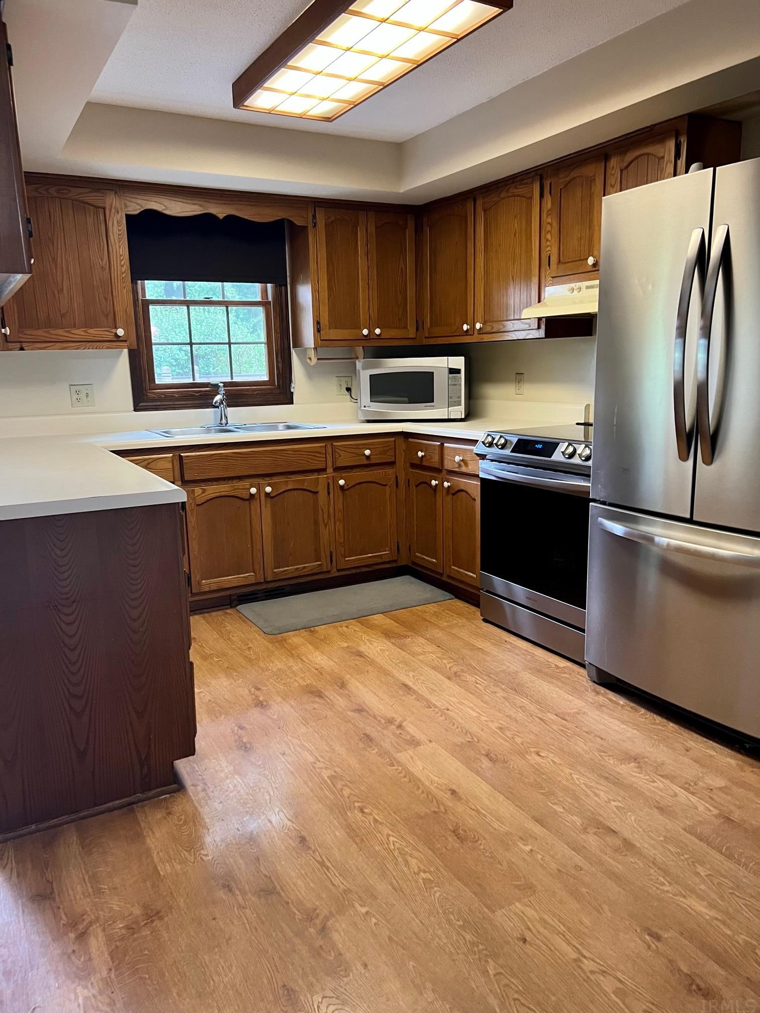 1627 Lofton Way Fort Wayne, IN 46815 - Photo 11 of 29