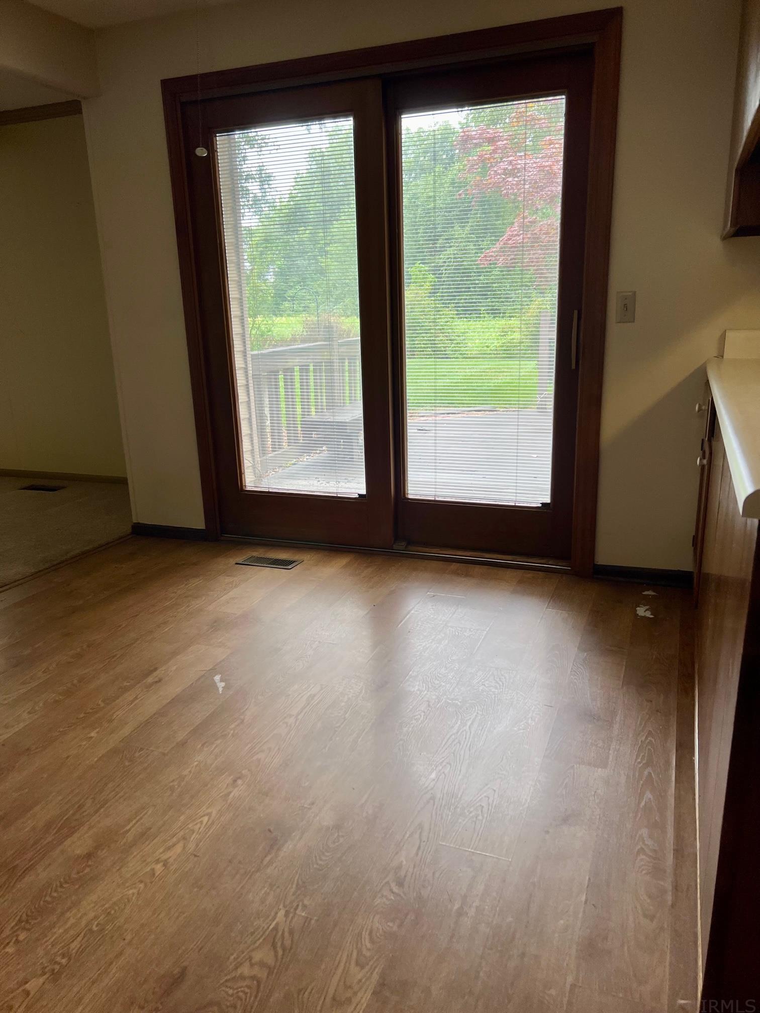 1627 Lofton Way Fort Wayne, IN 46815 - Photo 13 of 29