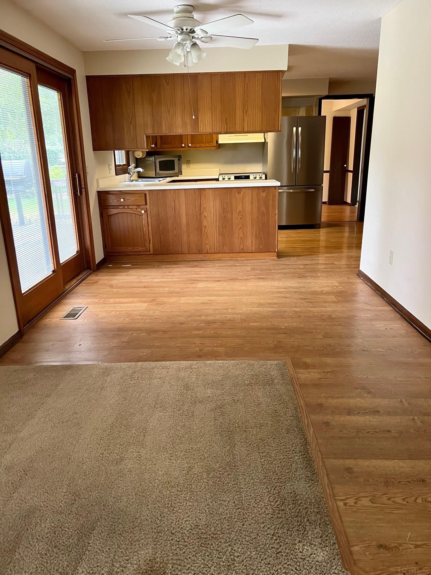 1627 Lofton Way Fort Wayne, IN 46815 - Photo 15 of 29