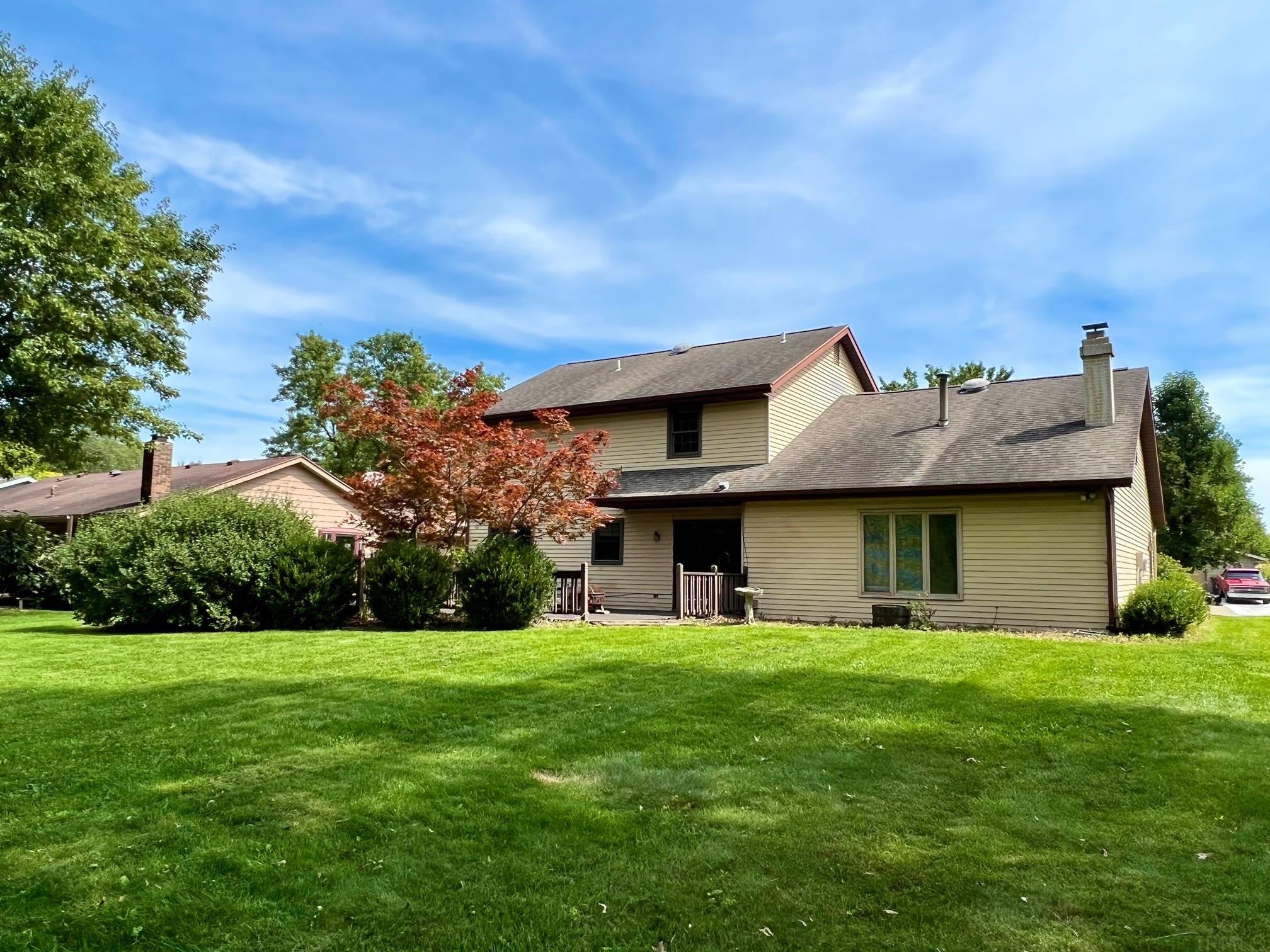 1627 Lofton Way Fort Wayne, IN 46815 - Photo 3 of 29