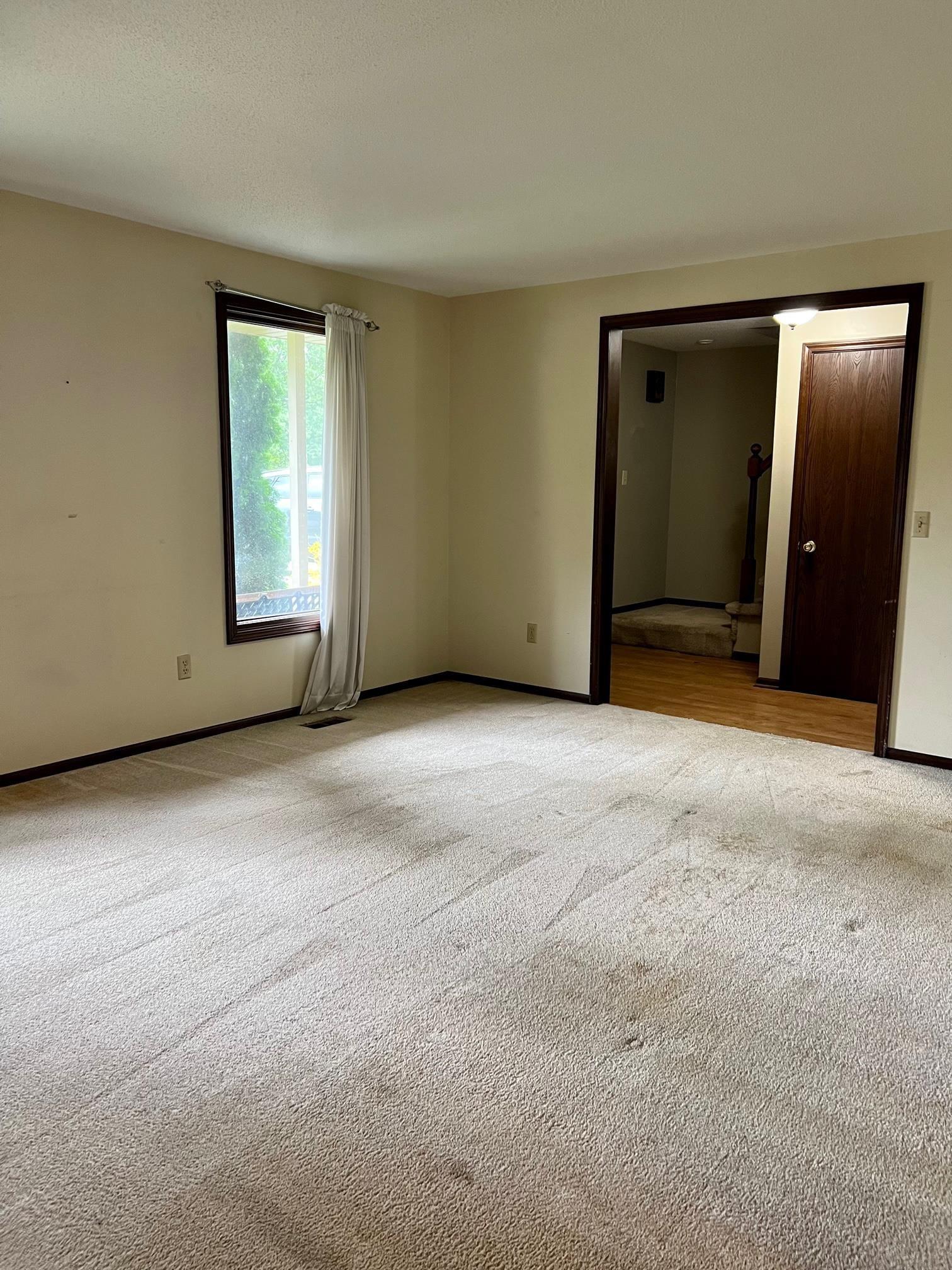 1627 Lofton Way Fort Wayne, IN 46815 - Photo 7 of 29