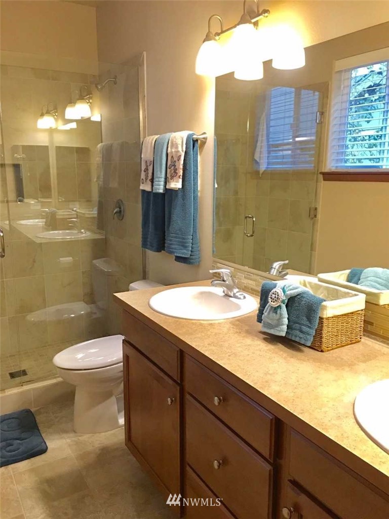 4804 Rochelle Street Southeast Lacey, WA 98503 - Photo 13 of 24 Gallery Image 13