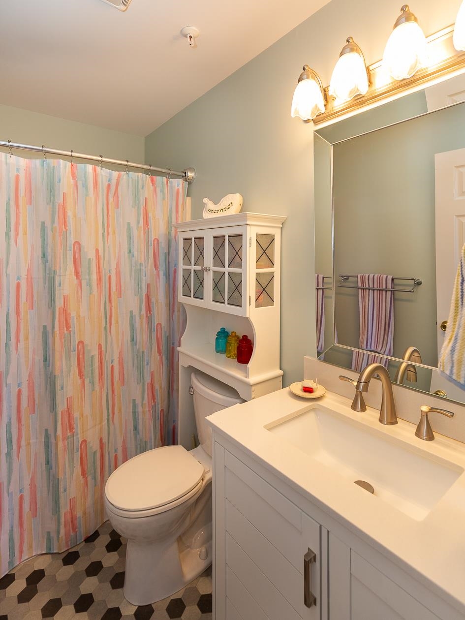 156 Front Street, Unit 107 Exeter, NH 03833 - Photo 12 of 20