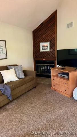 $299,999 | 4194 Holiday Shores, Unit 18, Osage Beach, MO 65065