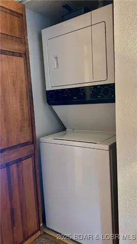 $299,999 | 4194 Holiday Shores, Unit 18, Osage Beach, MO 65065