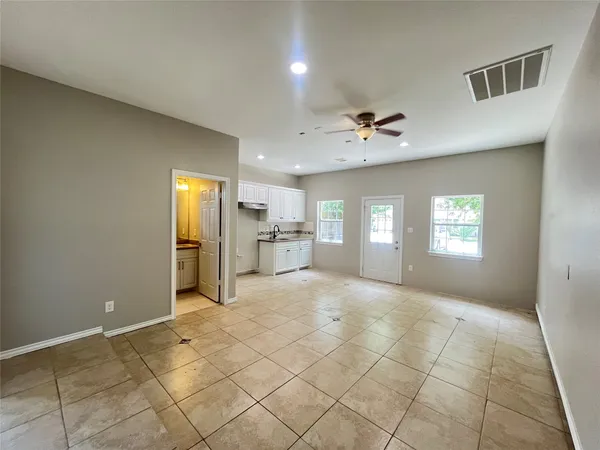 $2,200 | 6430 Skyview Drive, Houston, TX 77041
