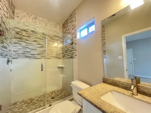 $2,200 | 6430 Skyview Drive, Houston, TX 77041