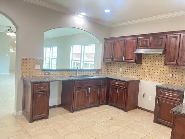 $2,200 | 6430 Skyview Drive, Houston, TX 77041