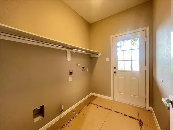 $2,200 | 6430 Skyview Drive, Houston, TX 77041