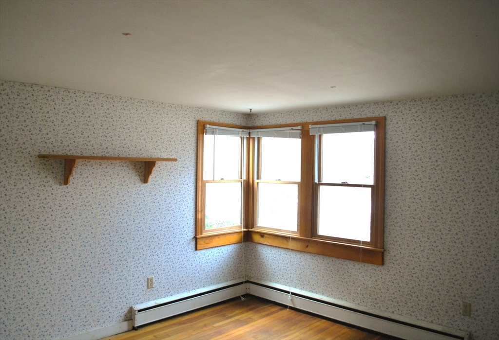 893 Sandwich Road Falmouth, MA 02536 - Photo 15 of 28 Gallery Image 15