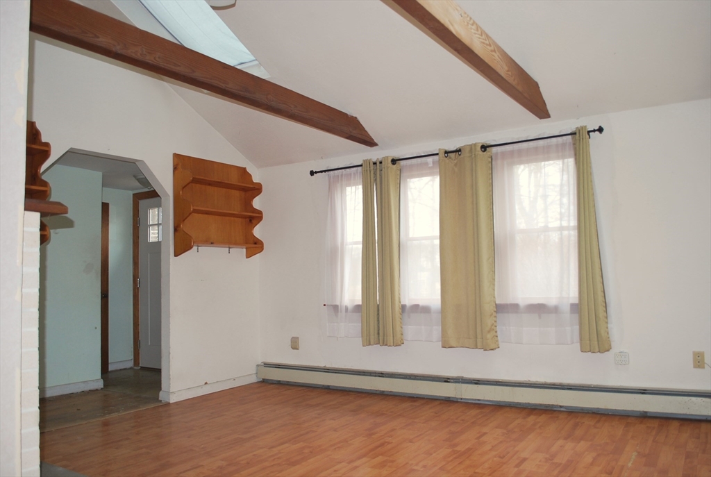 893 Sandwich Road Falmouth, MA 02536 - Photo 6 of 28 Gallery Image 6