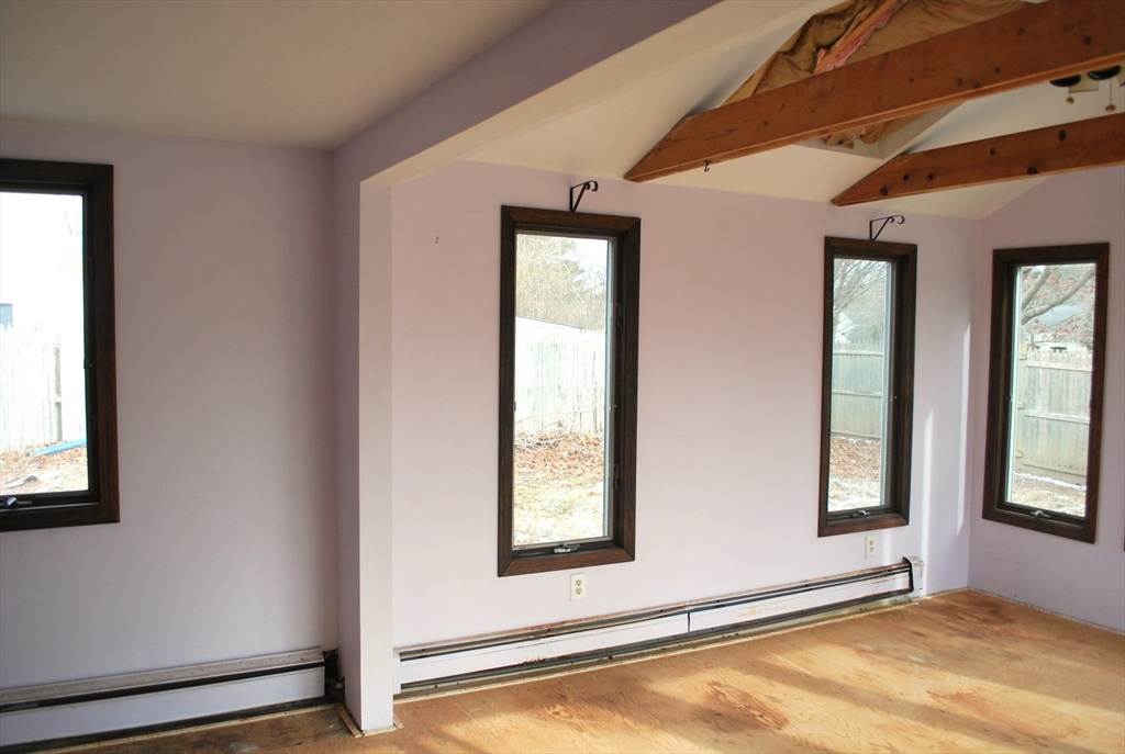 893 Sandwich Road Falmouth, MA 02536 - Photo 7 of 28 Gallery Image 7