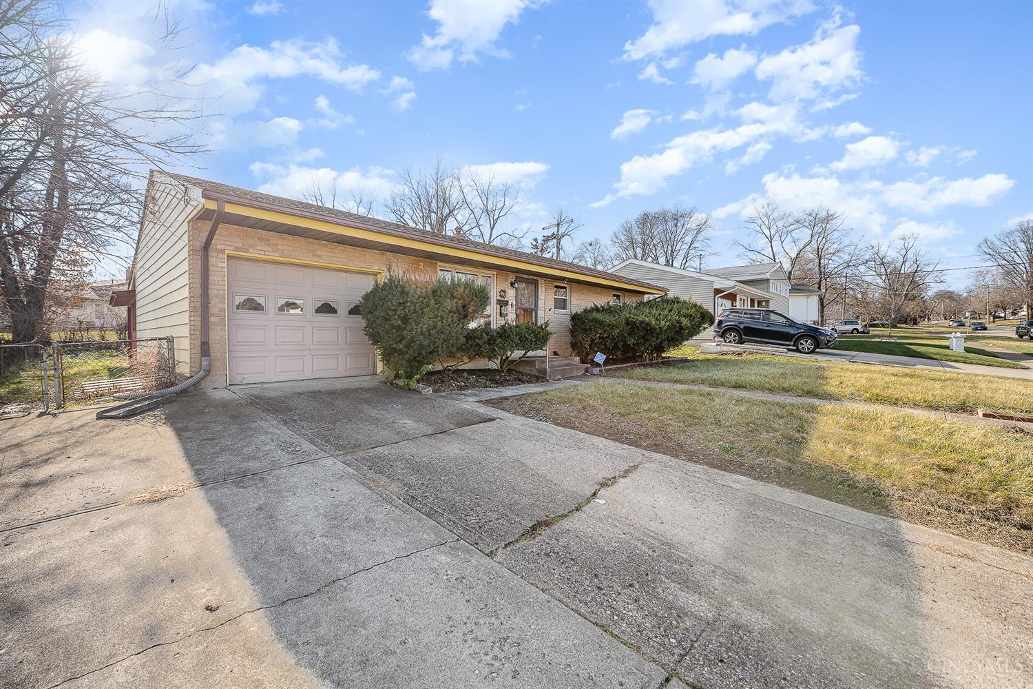 657 Fairborn Road Forest Park, OH 45240 - Photo 2 of 26