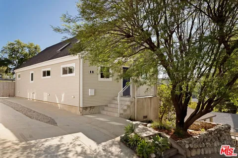 $1,549,000 | 2112 Duane Street, Los Angeles, CA 90039