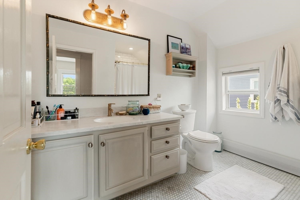 635 Adams Street Milton, MA 02186 - Photo 18 of 30