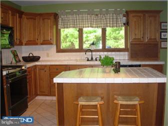 5042 Sweitzer Road Mohnton, PA 19540 - Photo 5 of 12 Kitchen