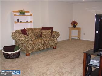 5042 Sweitzer Road Mohnton, PA 19540 - Photo 7 of 12 Family Room