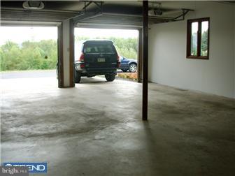 5042 Sweitzer Road Mohnton, PA 19540 - Photo 10 of 12 Garage