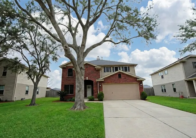 $2,500 | 3318 Fountain Hills Drive, Missouri City, TX 77459