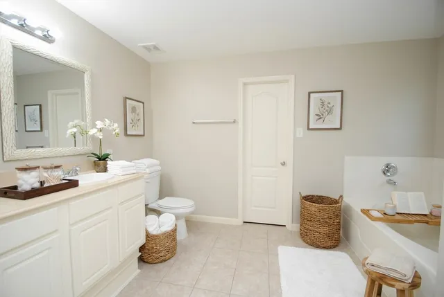 $2,500 | 3318 Fountain Hills Drive, Missouri City, TX 77459