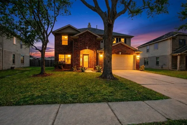 $2,500 | 3318 Fountain Hills Drive, Missouri City, TX 77459