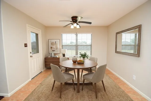 $2,500 | 3318 Fountain Hills Drive, Missouri City, TX 77459