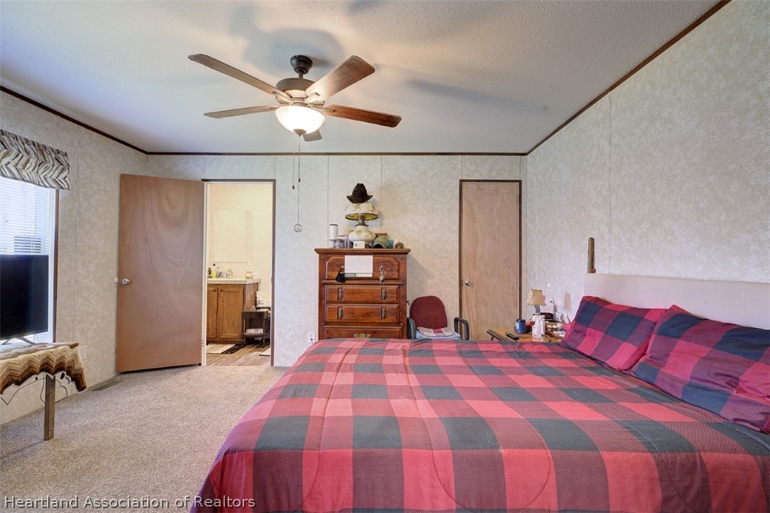 521 Penski Road Venus, FL 33960 - Photo 5 of 36 Gallery Image 5