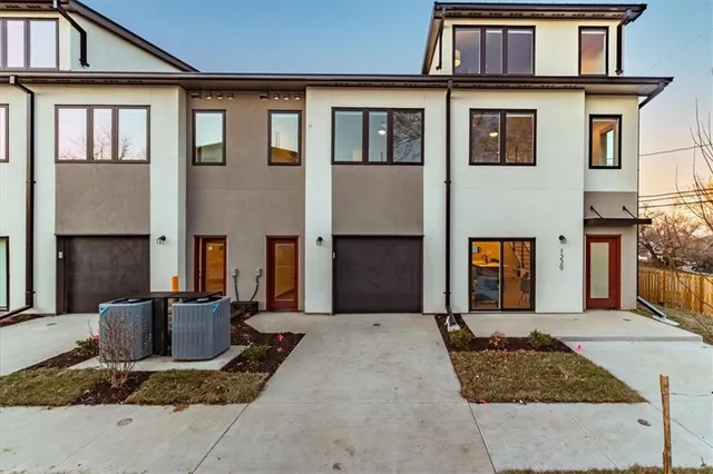 $536,000 | 1213 East 29th Street, Kansas City, MO 64109