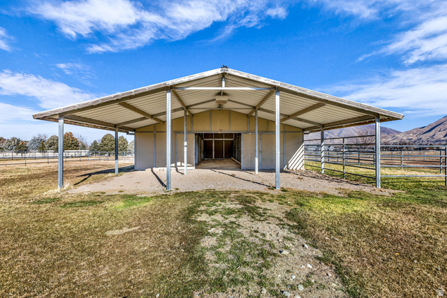 1060 West 2620th Street South Mapleton, UT 84664 - Photo 60 of 87 View of outdoor structure featuring an exterior structure and a mountain view