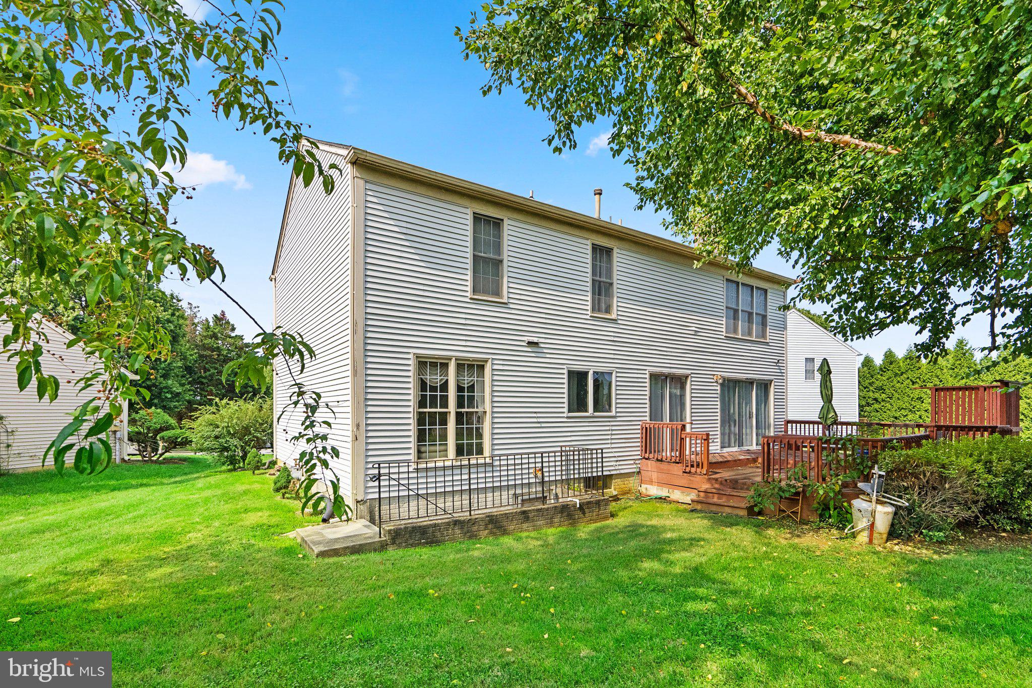 1400 Baytree Terrace Bowie, MD 20721 - Photo 39 of 39 a view of backyard with a garden and plants