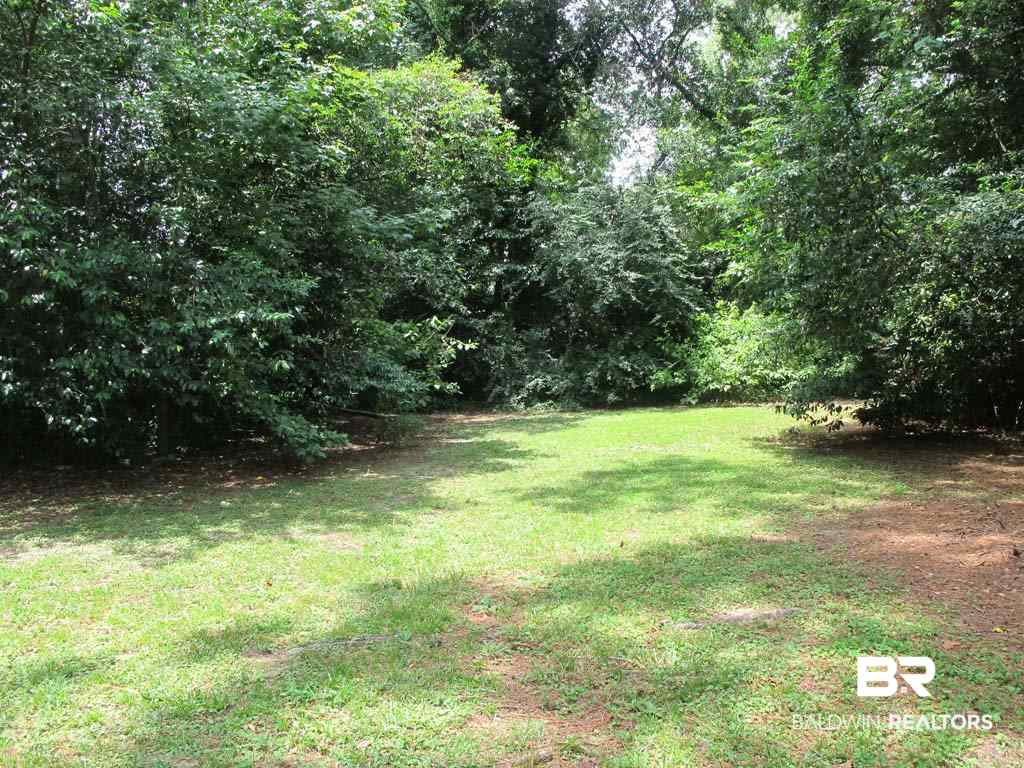 321 Dalewood Drive Mobile, AL 36608 - Photo 28 of 32 One Acre Private Lot. Plenty of Room for a Pool!