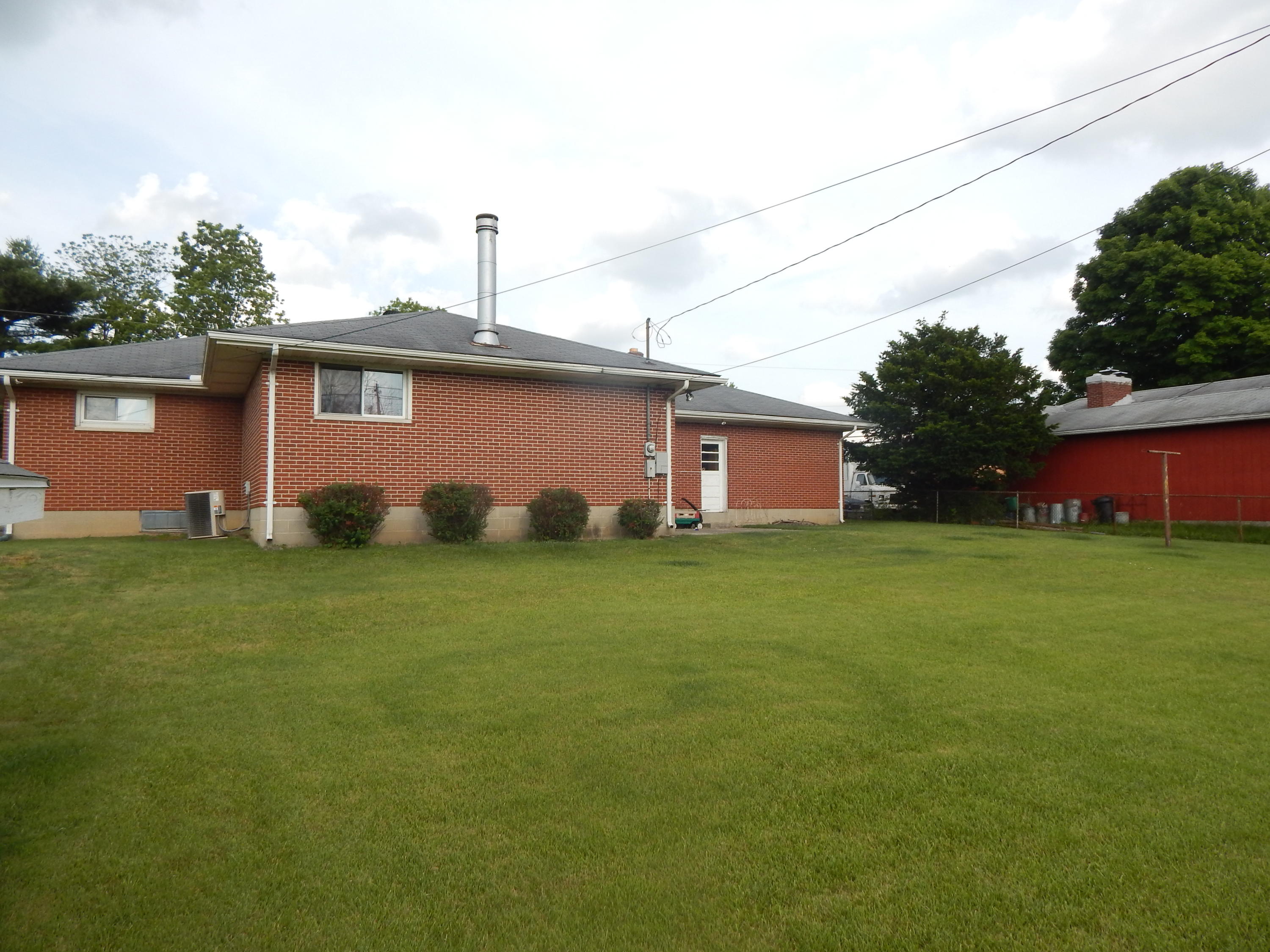 4709 Middle Urbana Road Springfield, OH 45503 - Photo 7 of 10